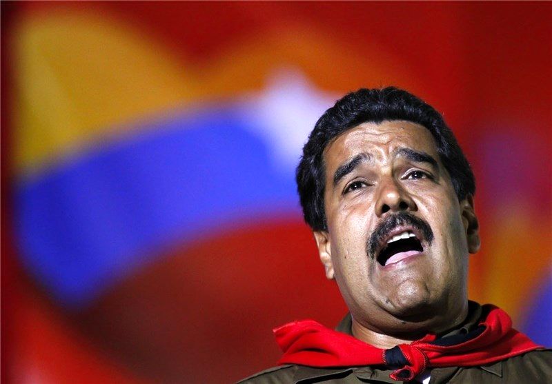 دستور مادورو برای شرکت کارکنان دولتی در رای گیری مجلس موسسان