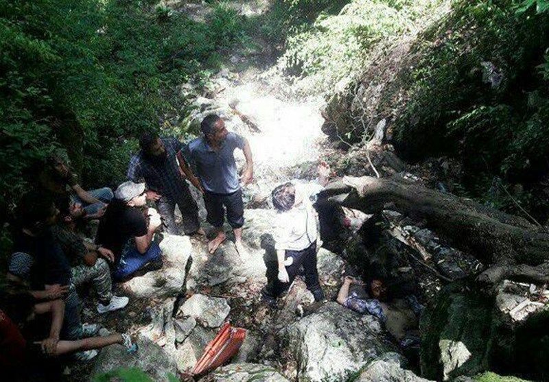 جوان ۲۲ ساله بر اثر سقوط از آبشار خان‌ببین جان باخت
