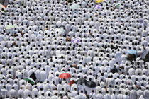 عربستان تعلیق اقامه نماز در مکه و مدینه را تمدید کرد