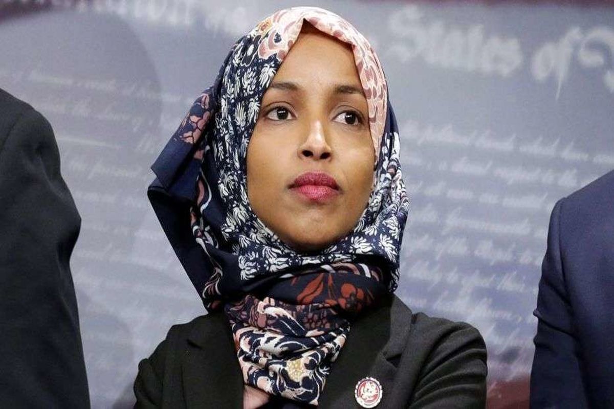 دعای زن مسلمان کنگره آمریکا برای ترامپ