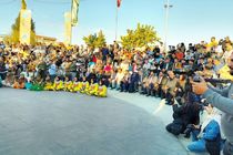  برگزاری شانزدهمین جشنواره بین‌المللی تئاتر خیابانی مریوان آغاز شد