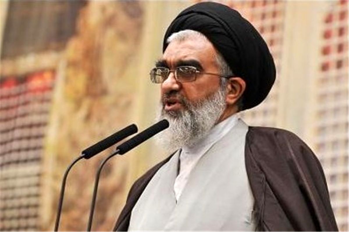 نمایندگان کسانی را به مسند وزارت بنشانند که بتوانند خادمان شایسته ای برای ایران اسلامی باشند