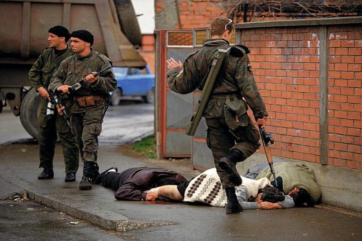اروپا نباید فاجعه قتل عام مسلمانان بوسنی را فراموش کند