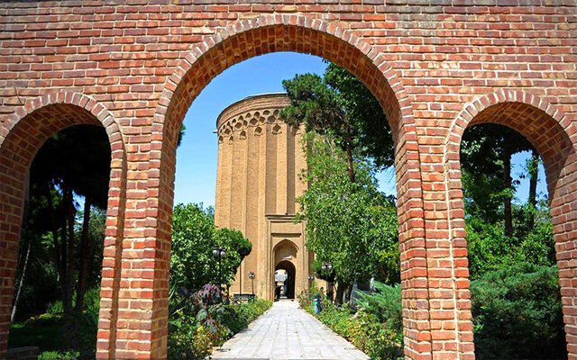قدیمی‌ترین برج تهران به مناسبت سالگرد شهادت سردار سلیمانی خاموش می‌شود