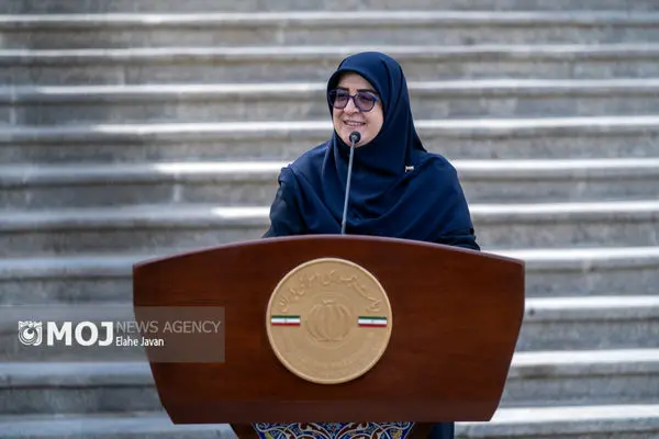 بنزین سه نرخی فعلاً بررسی می‌شود، نه اجرا