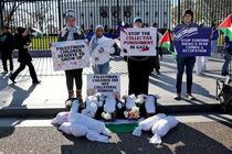 فروش و پوشش چفیه در آمریکا برای حمایت از مردم فلسطین