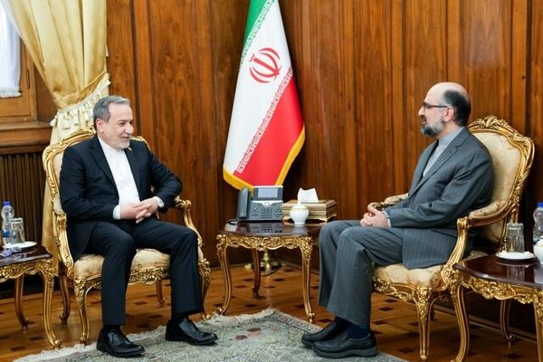 عراقچی بر استفاده از ظرفیت بلژیک در سطح اتحادیه اروپا تاکید کرد