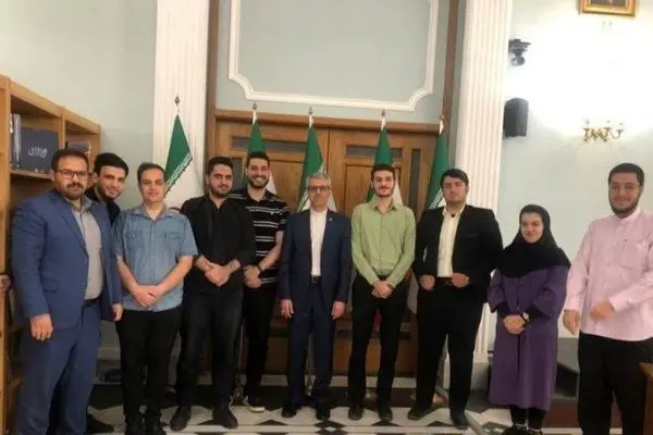 سخنگوی وزارت امورخارجه با دانشجویان گپ و گفت دوستانه ای داشت