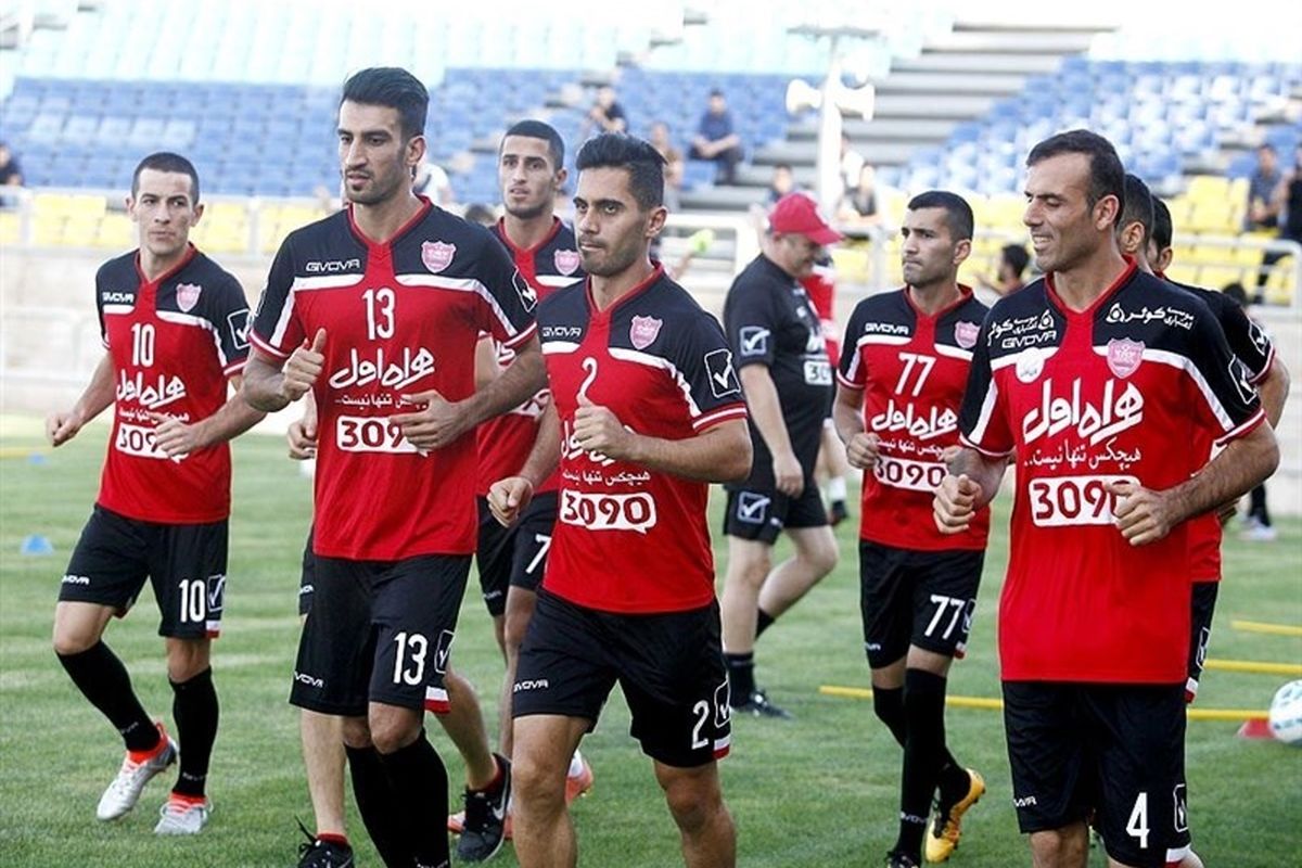 پرسپولیسی‌ها از فرودگاه به محل تمرین رفتند