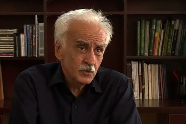 محمد تهامی‌نژاد نشان عالی «خورشید» دریافت کرد