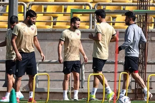 پرسپولیس بدون تلفات  آنفولانزا به پیکان می رسد