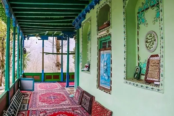اجرای طرح بصیرت عاشورایی در ۲۲۰۰ امامزاده