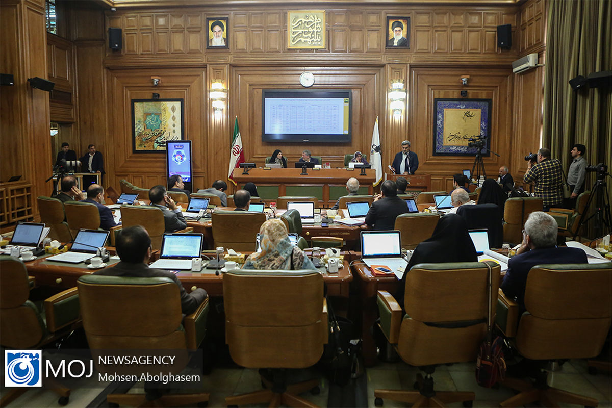 منشی‌ های هیات رییسه شورای شهر تهران مشخص شدند