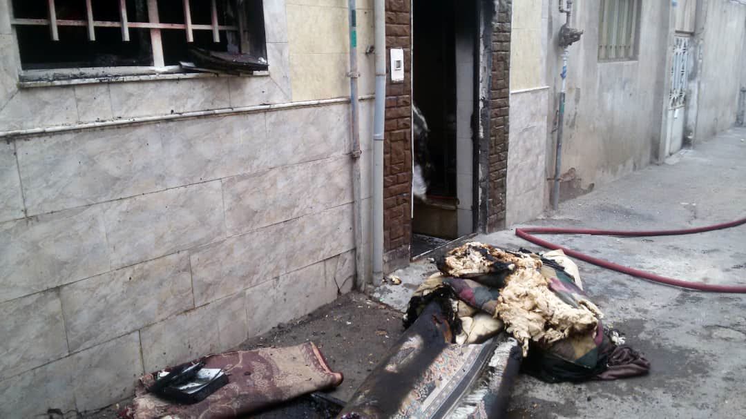 نجات ۶ شهروند از حادثه آتش سوزی خانه مسکونی در بلوار روحانی