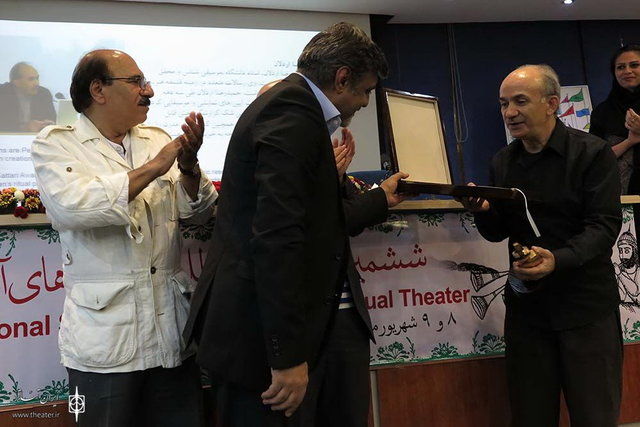 اهدای جایزه جلال ستاری در جشنواره‌ آیینی سنتی