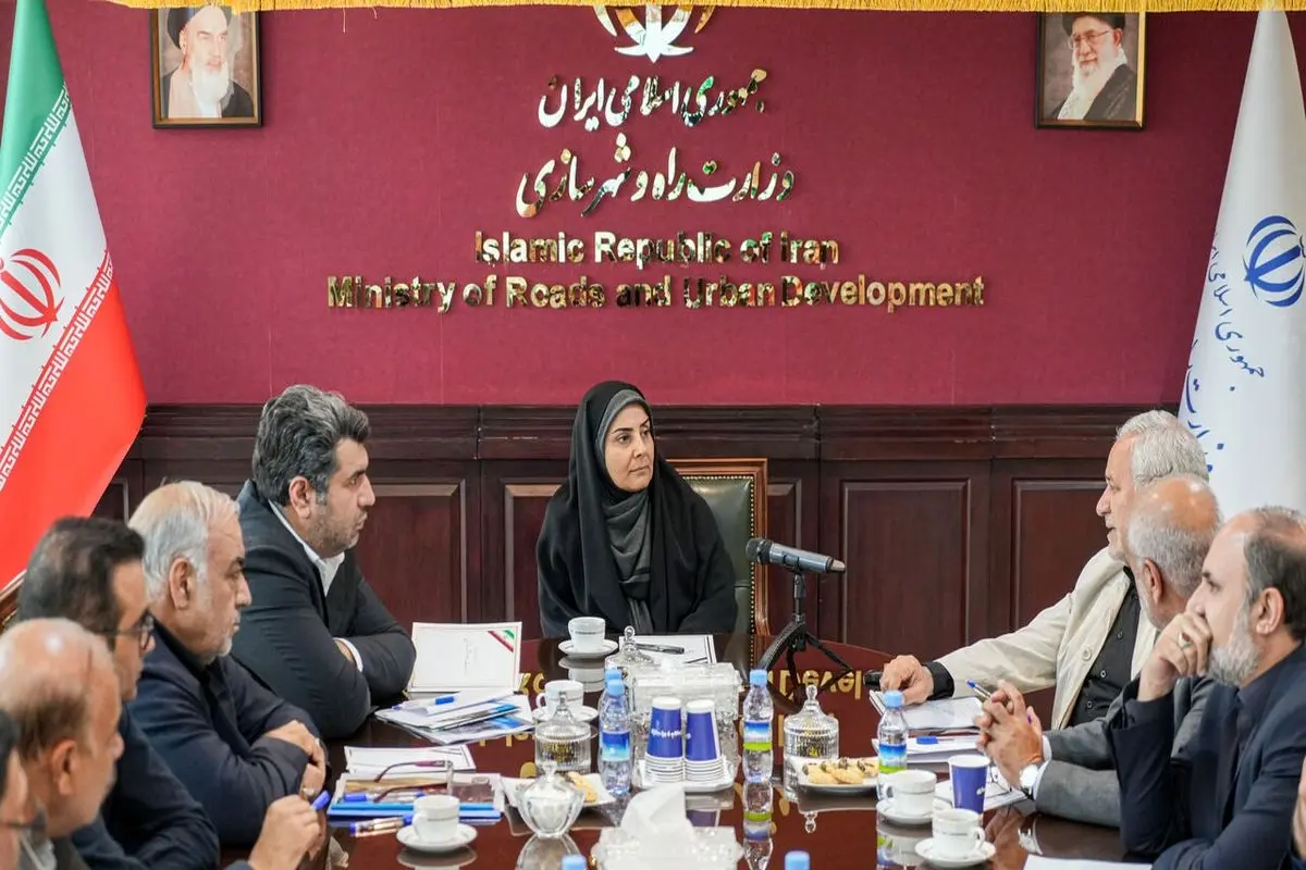 بررسی آخرین وضعیت پروژه راهآهن چابهار-زاهدان/تاکید وزیر راه بر اتمام پروژه تا پایان سال