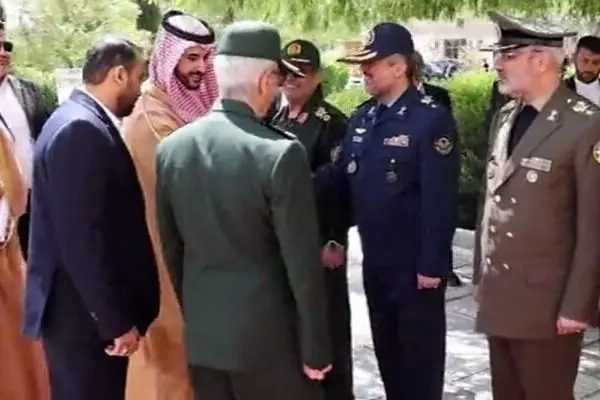 سرلشکر باقری از وزیر دفاع عربستان سعودی استقبال کرد