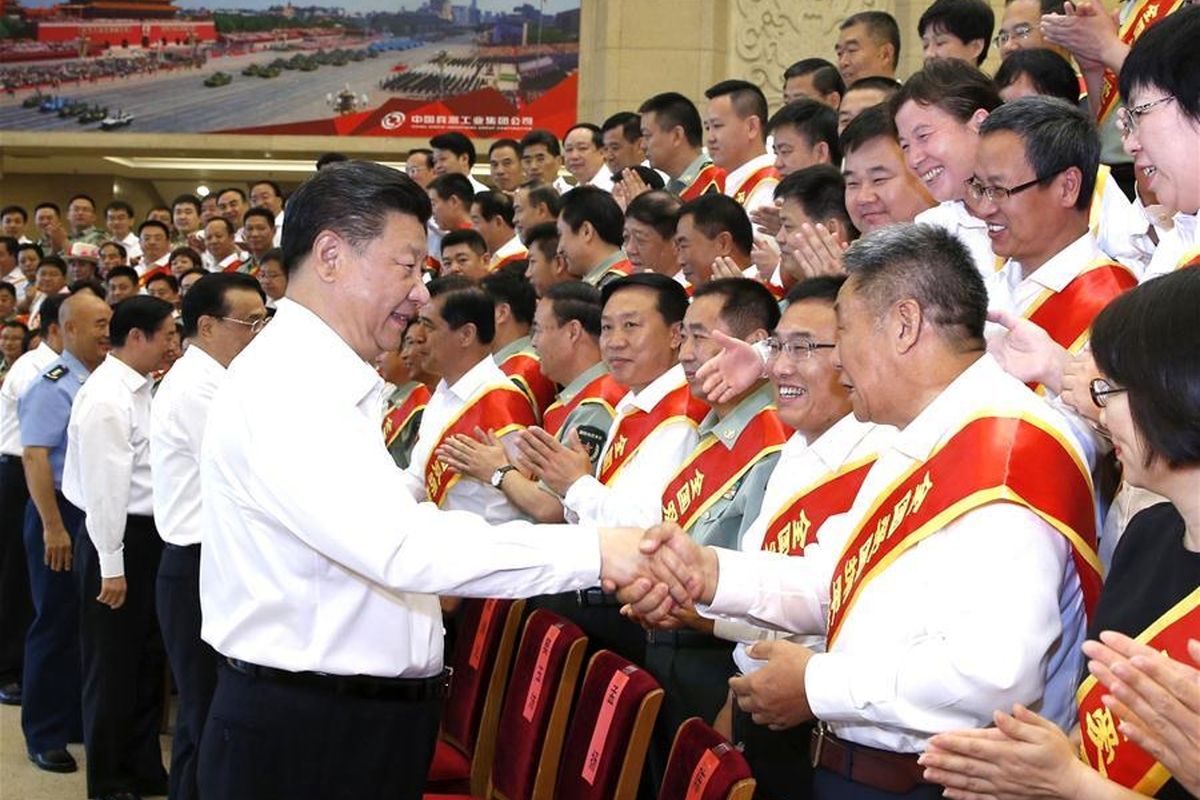 رئیس جمهور چین خواستار وحدت میان ارتش، دولت و مردم شد