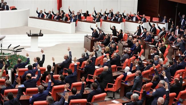 پارلمان ترکیه لایحه تمدید حضور نظامیان در لیبی را تمدید کرد