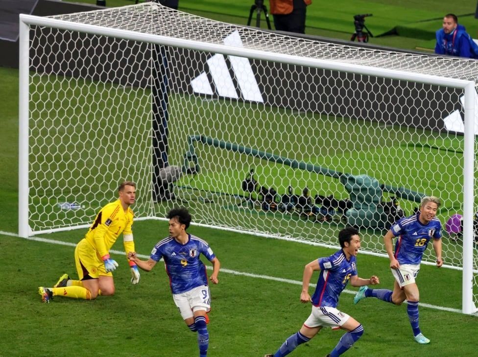 شادی ژاپنی‌ها بعد از برد مقابل تیم ملی فوتبال آلمان +فیلم