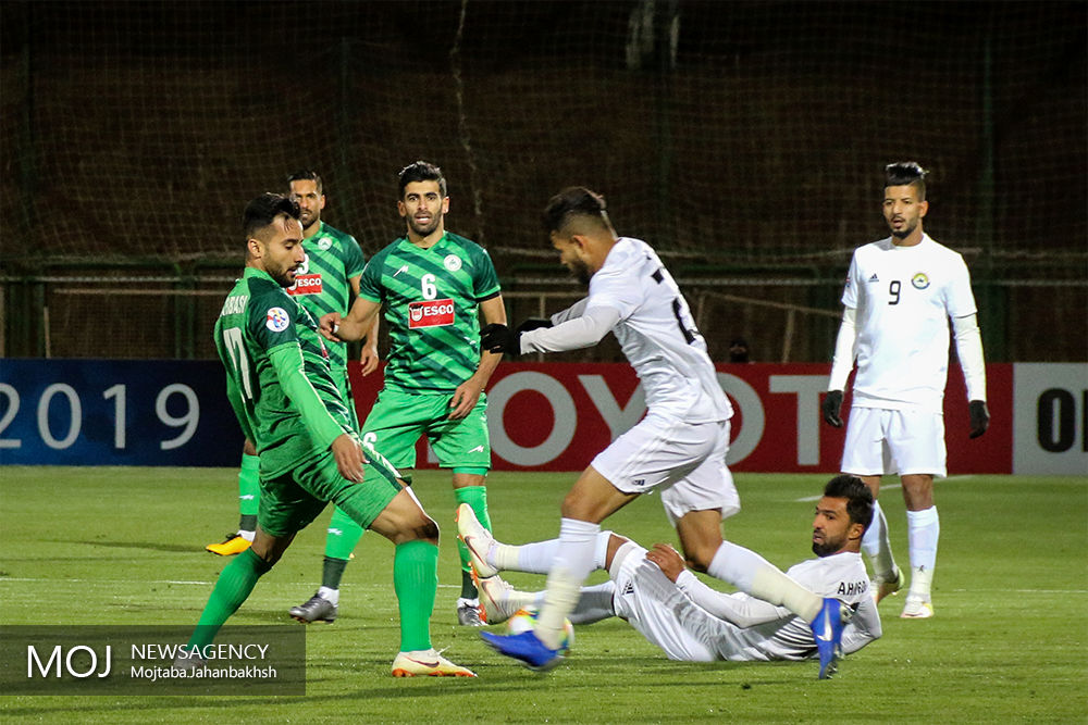 دیدار تیم های فوتبال ذوب آهن ایران و الزورا عراق