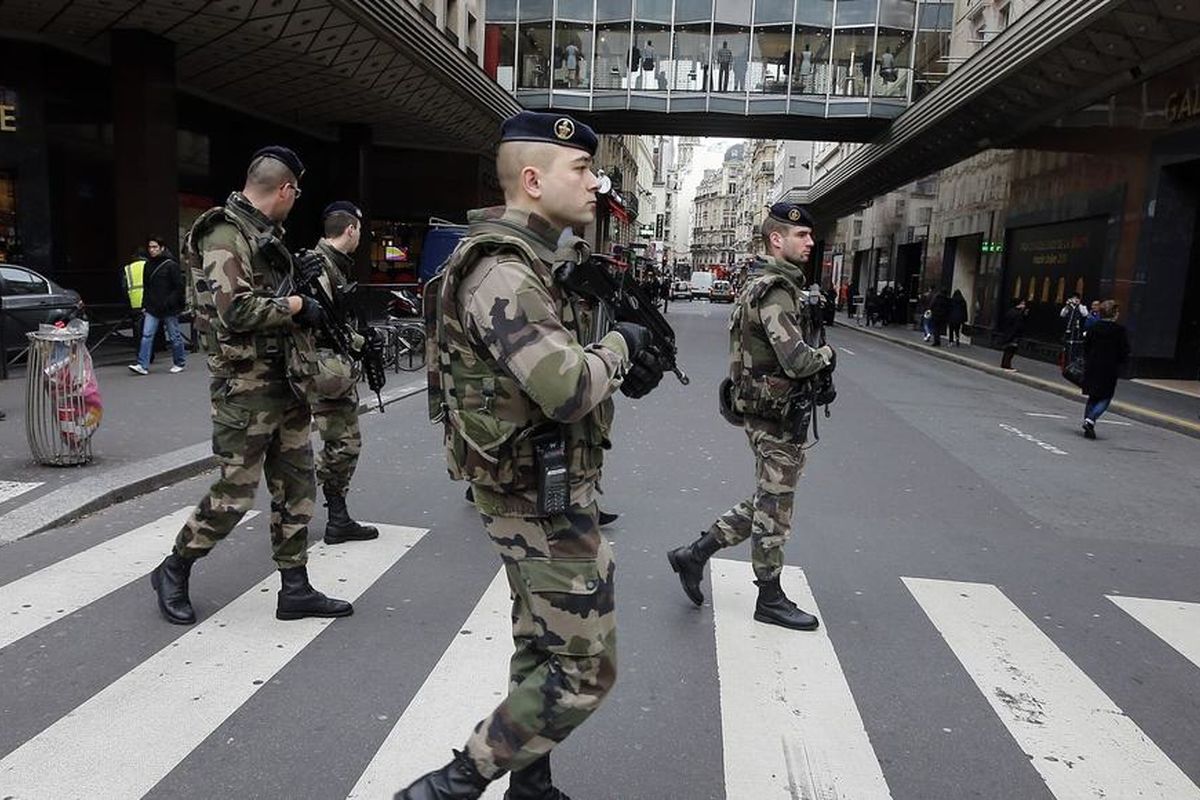 مقام امنیتی فرانسه: در آستانه جنگ داخلی قرار داریم