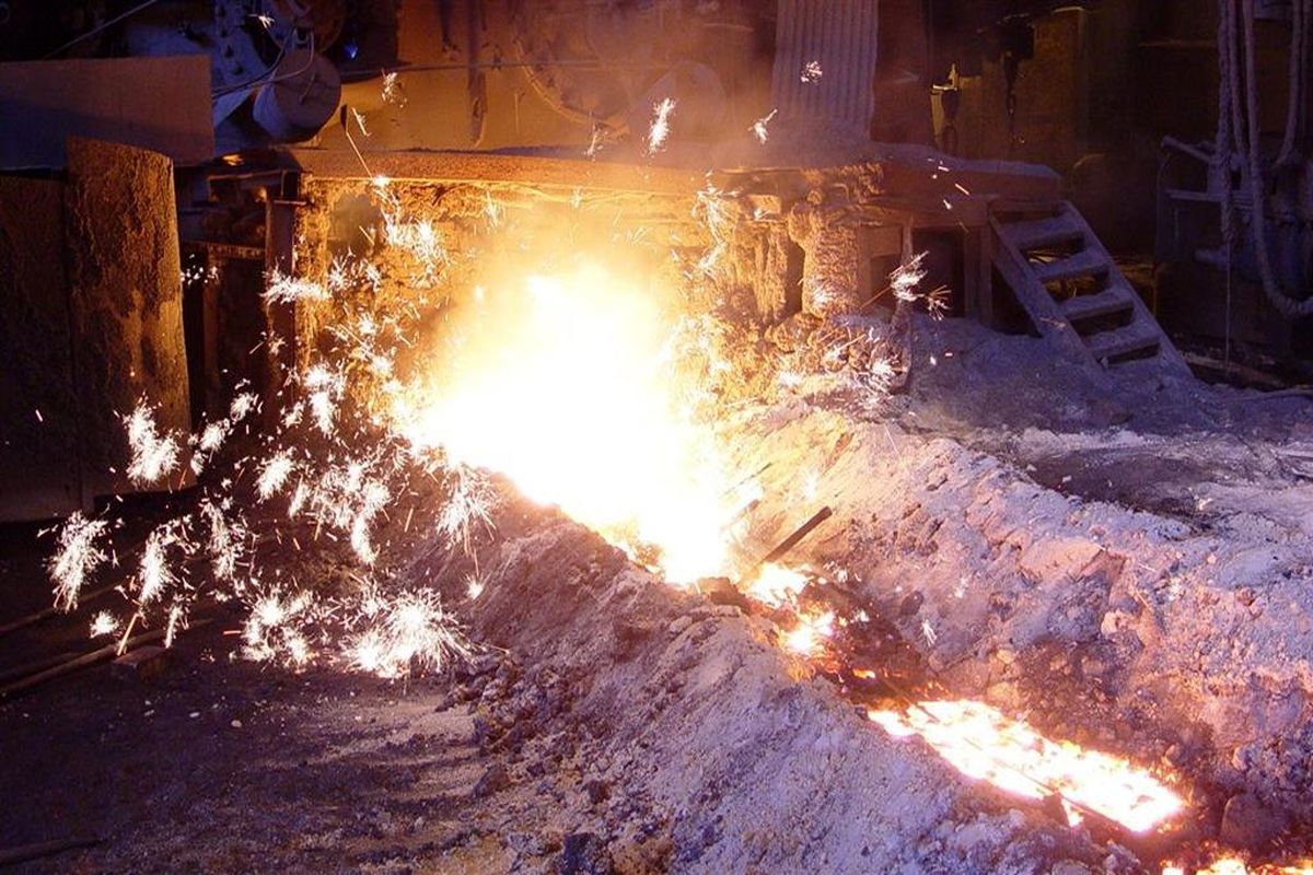 45 درصد تولیدات ذوب آهن صادراتی است / حاشیه سود پایین ذوب به دلیل گرانی زغال سنگ و عدم استفاده از یارانه