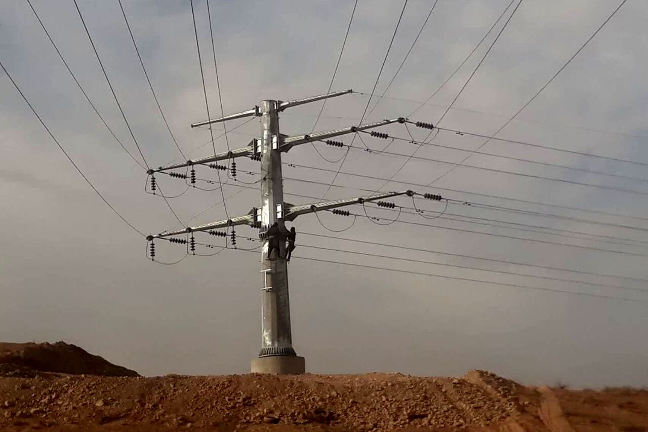 خطوط انتقال ۶۳ کیلوولت آریان – کوشکن و آریان – سلطان‌آباد به بهره‌برداری می‌رسد