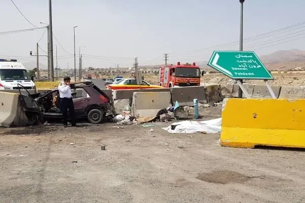 برخورد مرگبار خودروی سواری با نیوجرسی در جاده خاوران دو فوتی داشت + فیلم و تصاویر