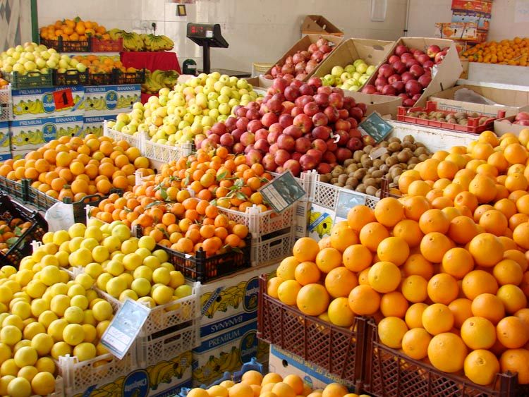 رشد 50 درصدی مراکز فروش میوه شب عید در کرمانشاه