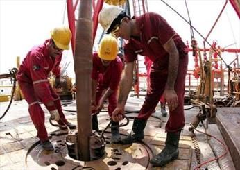 تولید نفت مناطق نفت‌خیز جنوب از مرز ۲/۹ میلیون بشکه گذشت