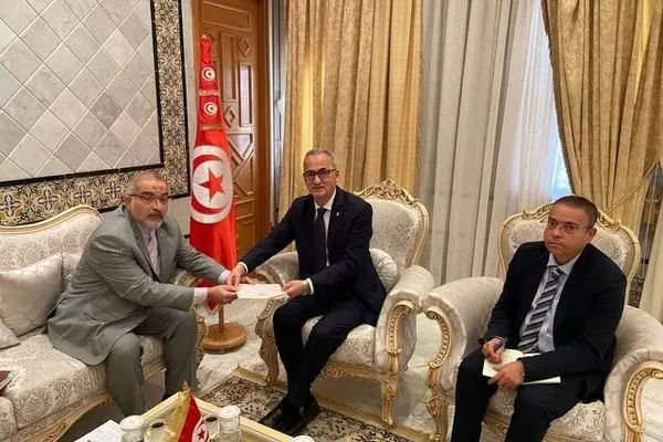 عباس عراقچی وزیر خارجه تونس را دعوت کرد