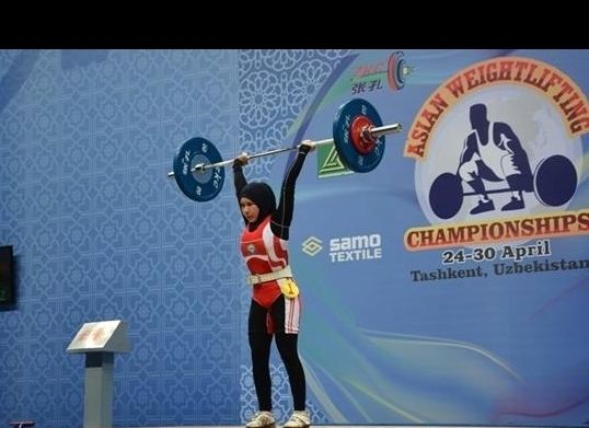 برگزاری رقابت‌های وزنه‌برداری قهرمانی بانوان کشور در اصفهان 