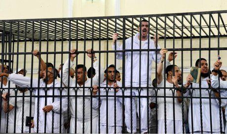 حبس ابد برای ۳۵۰ عضو اخوان‌المسلمین