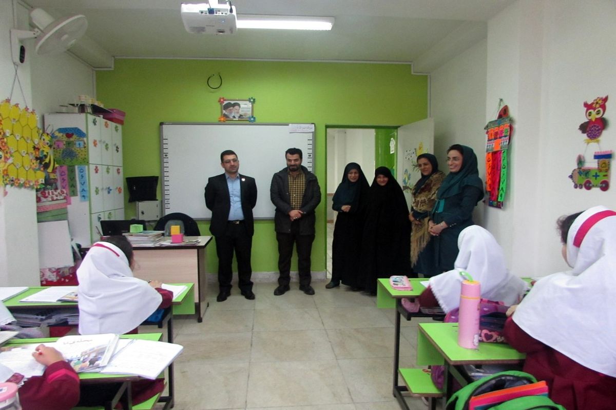 راه اندازی مدارسی با استانداردهای روز دنیا /نسل آینده باید بر مبنای فرهنگ ایرانی-اسلامی رشد کند