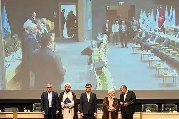 انتخاب بانک کشاورزی به‌عنوان بانک برتر در اجرای قانون بانکداری بدون ربا