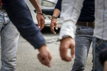 شناسایی و دستگیری باند سارقان مامورنما در بندرلنگه 
