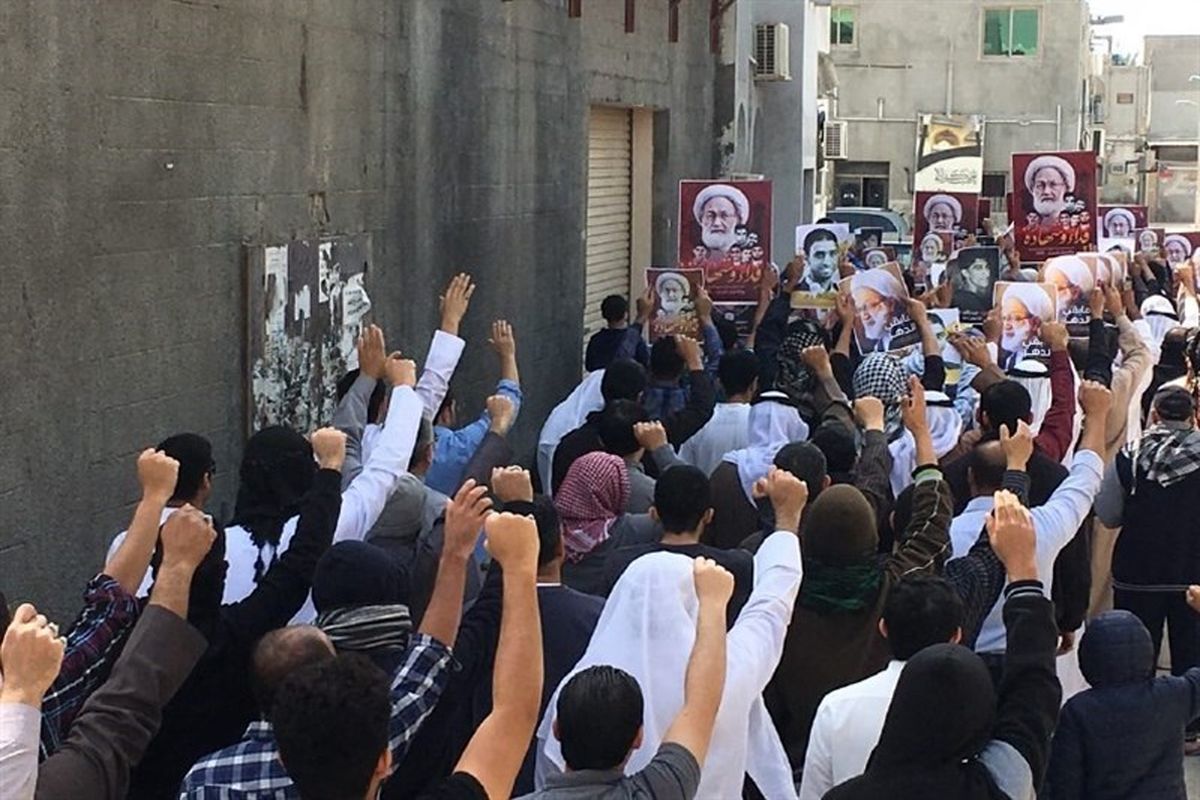تظاهرات بحرینی‌ها در اعتراض به ممانعت آل خلیفه از برگزاری نماز جمعه 
