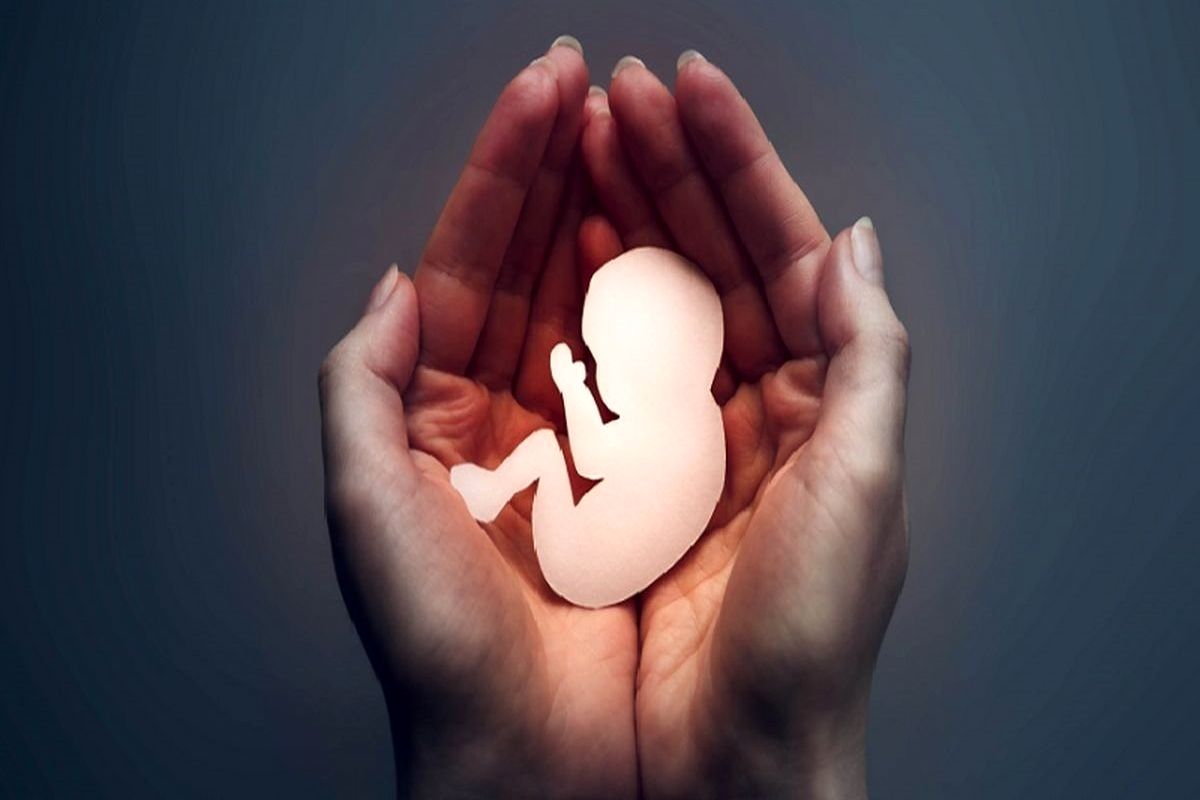 سقط عمدی جنین، از عوامل کاهش نرخ جمعیت کشور است