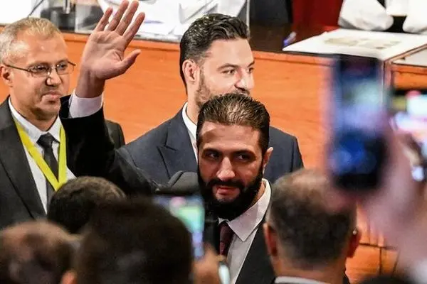 الجولانی در کاخ سفید به دنبال عادی‌سازی روابط با رژیم صهیونیستی است