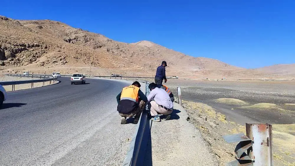 بازسازی ۱۸۰۰ متر گاردریل در محورهای بروجن انجام شد