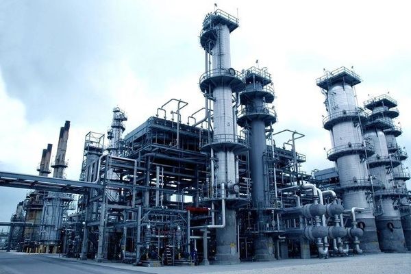 همگرایی دولت و مجلس برای بهبود فضای کسب و کار در صنعت پتروشیمی