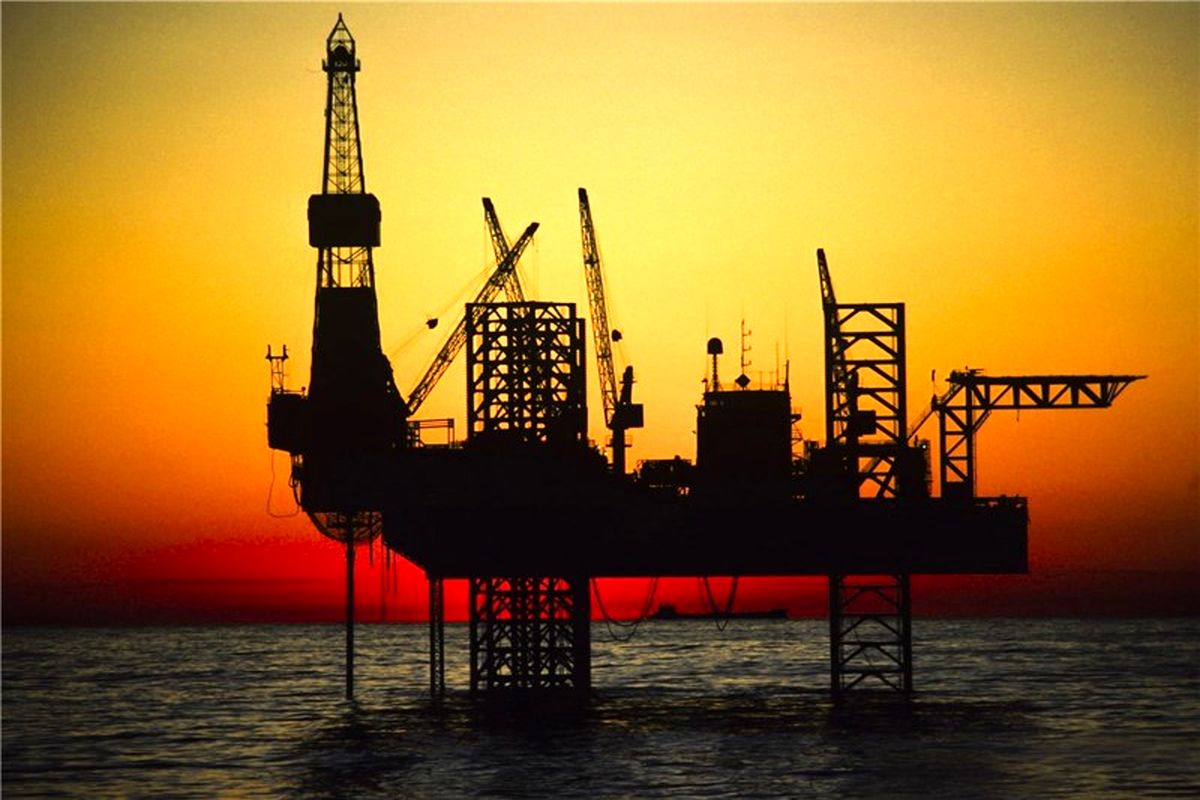 تولید نفت آمریکا به ۹ میلیون و ۹۶۴ هزار بشکه در روز رسید