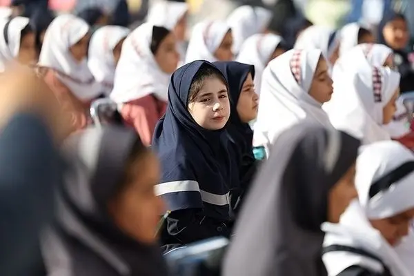 راه اندازی سامانه یکپارچه لباس دانش آموزی