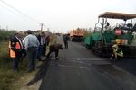 ۲ پروژه روکش آسفالت راه روستایی در آمل به بهره برداری رسید