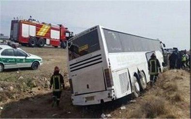 واژگونی اتوبوس حامل زائران کربلا/ 20 نفر مصدوم شدند
