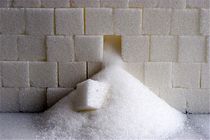 کشف بیش از ۸ تن شکر احتکار شده در پارسیان 