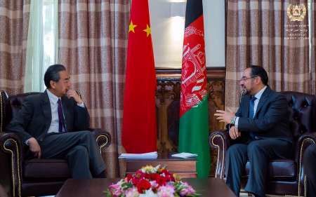 وزیر خارجه چین با همتای افغان خود در کابل دیدار کرد