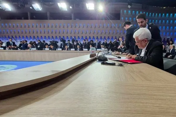 معاون اول رئیس‌جمهور سند همکاری‌های اعضای شانگهای را امضا کرد