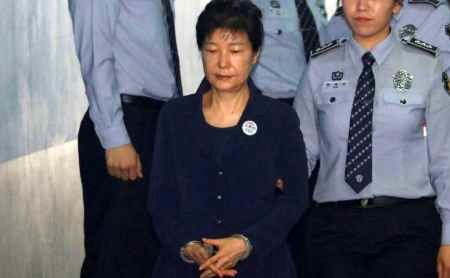 رئیس جمهور مخلوع کره جنوبی اتهاماتش را رد کرد